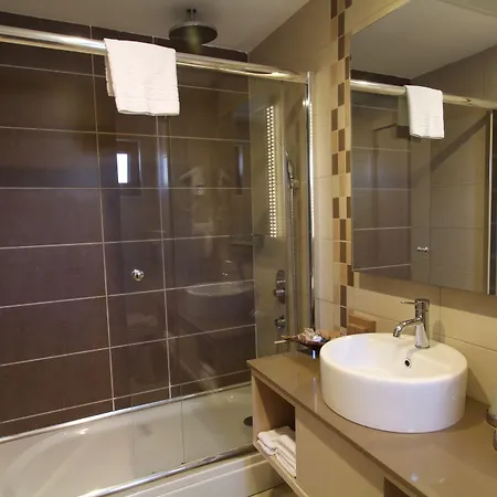 Hotel Olira Boutique Hotel&spa 3*