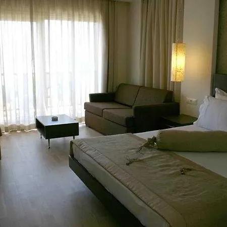 Olira Boutique Hotel&spa Hotel 3*