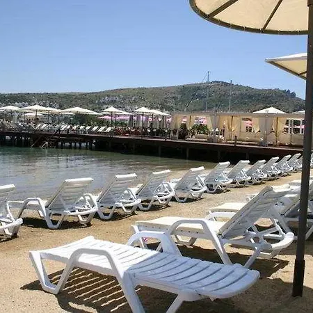 Olira Boutique Hotel&spa 酒店 3*