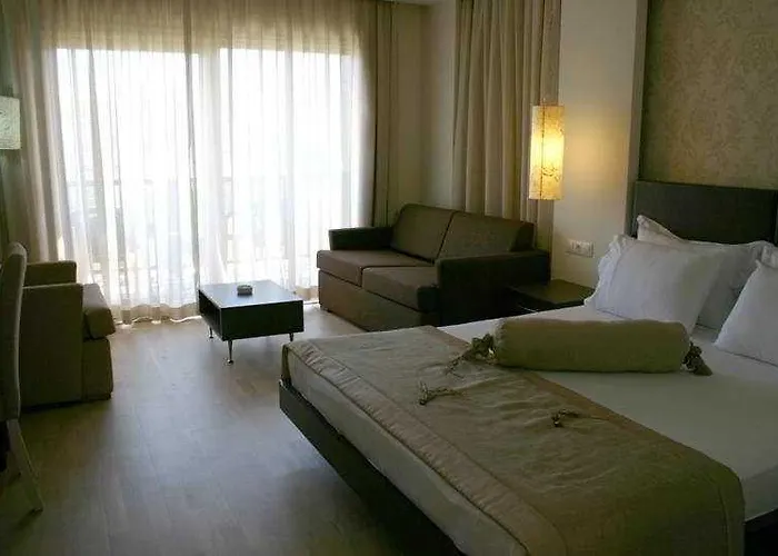 Olira Boutique Hotel&spa Hotell 3*
