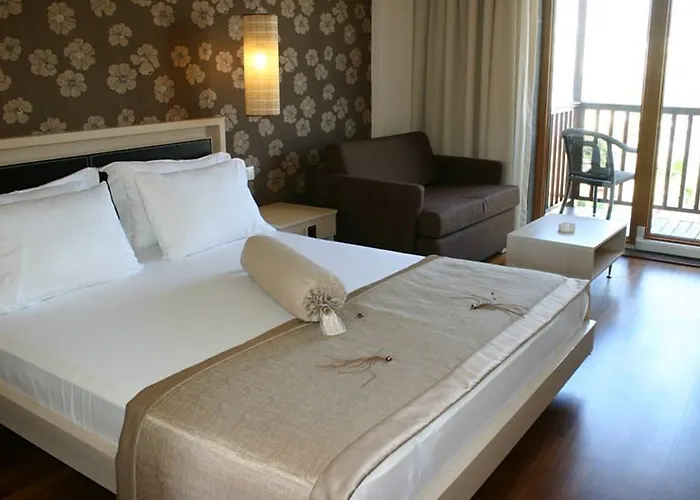 Hotell Olira Boutique Hotel&spa 3*