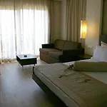 Olira Boutique Hotel&spa 酒店 3*