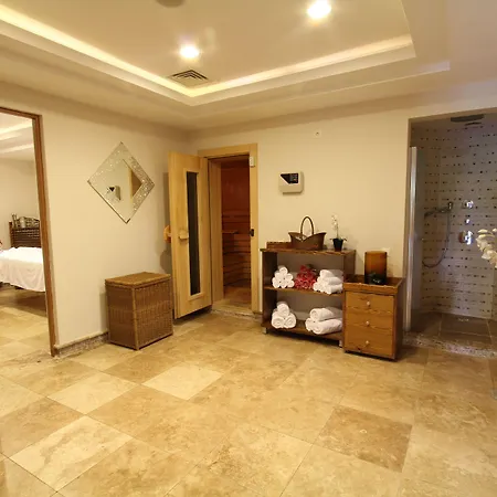 Olira Boutique Hotel&spa 3*